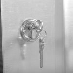 Flat pack store bunded key lock