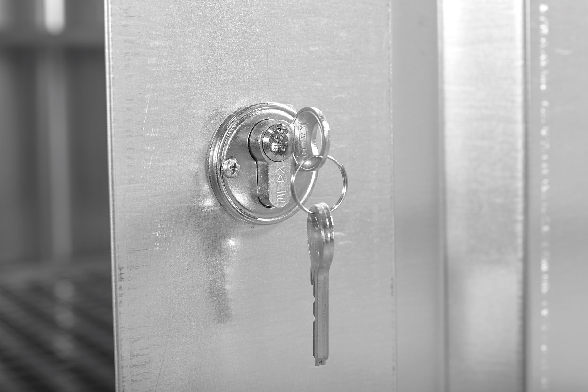 Flat pack store bunded key lock