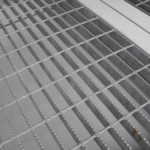 Open Mesh Floor