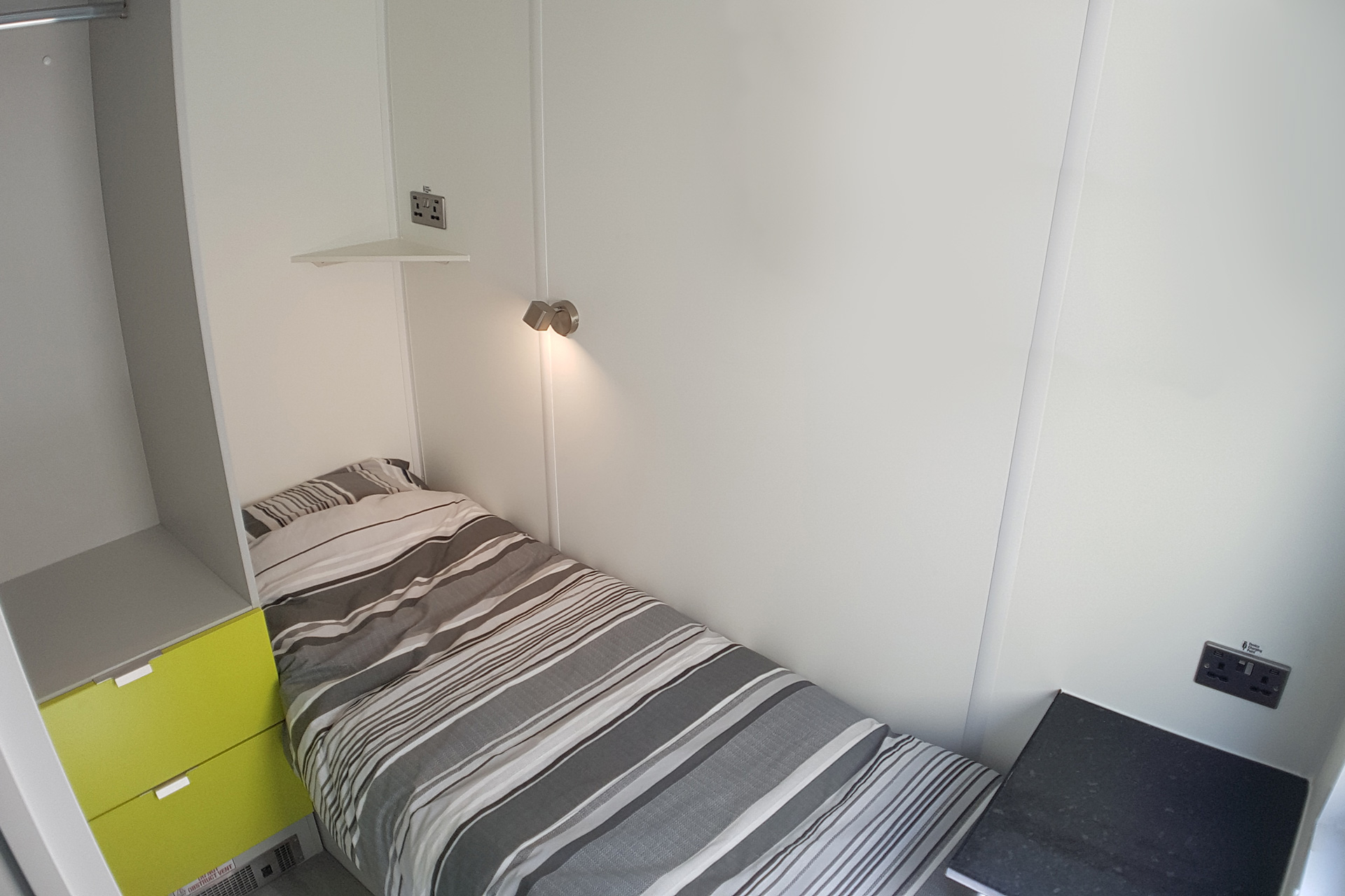 Twin Bed Easy Sleeper Cabin - Mobile Sleeping ...