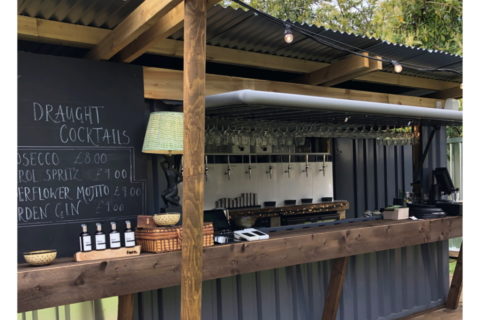 Bar serving drinks from flat pack kiosk unit