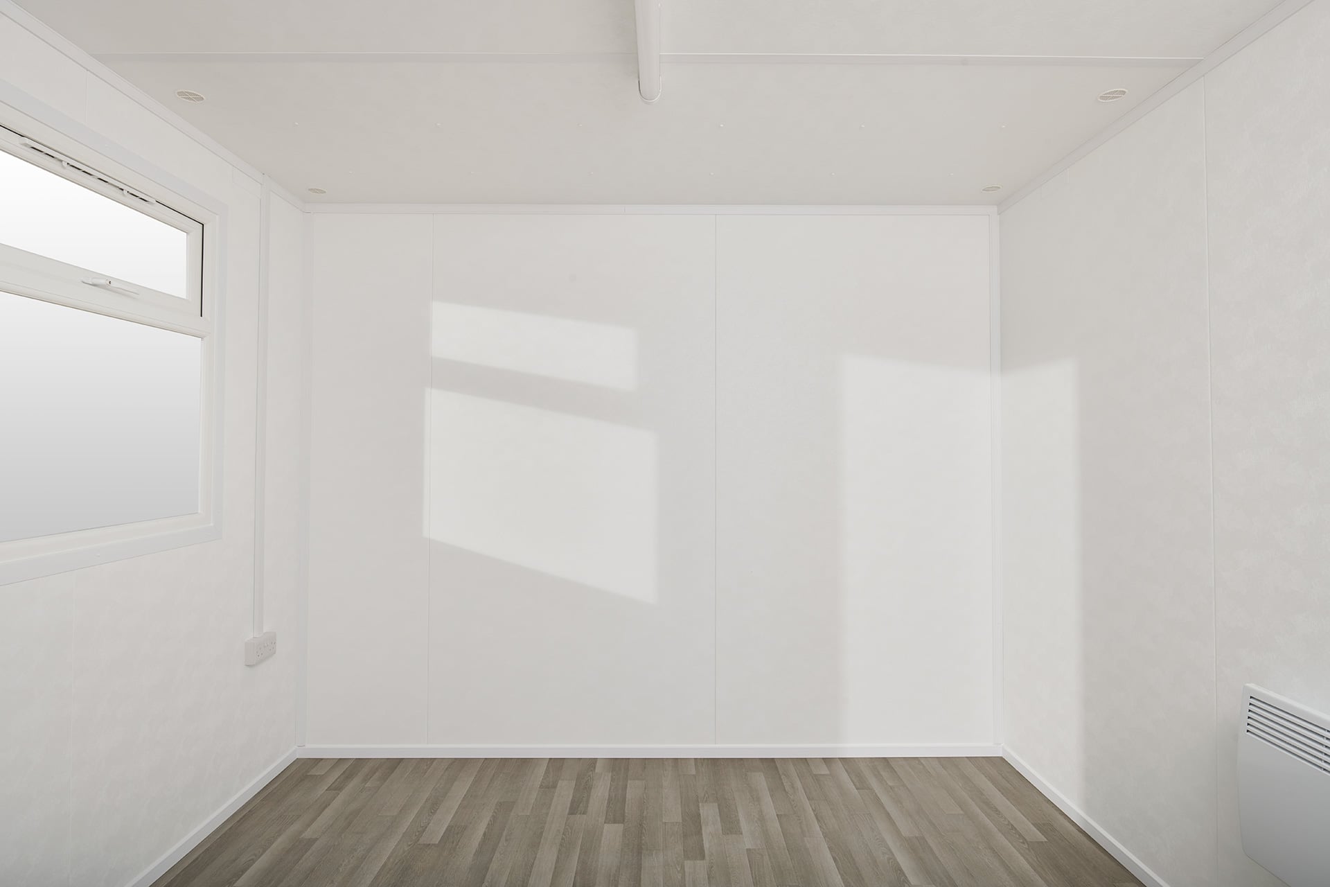 12ft Jackleg Office inside (empty)
