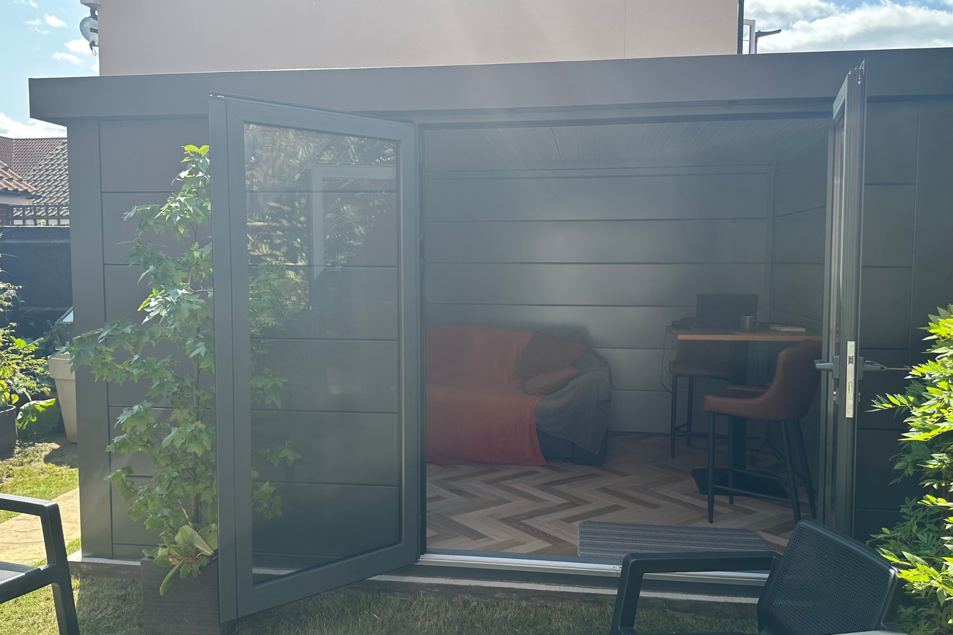 Large Garden Home Office for Sale in the UK Portable Space