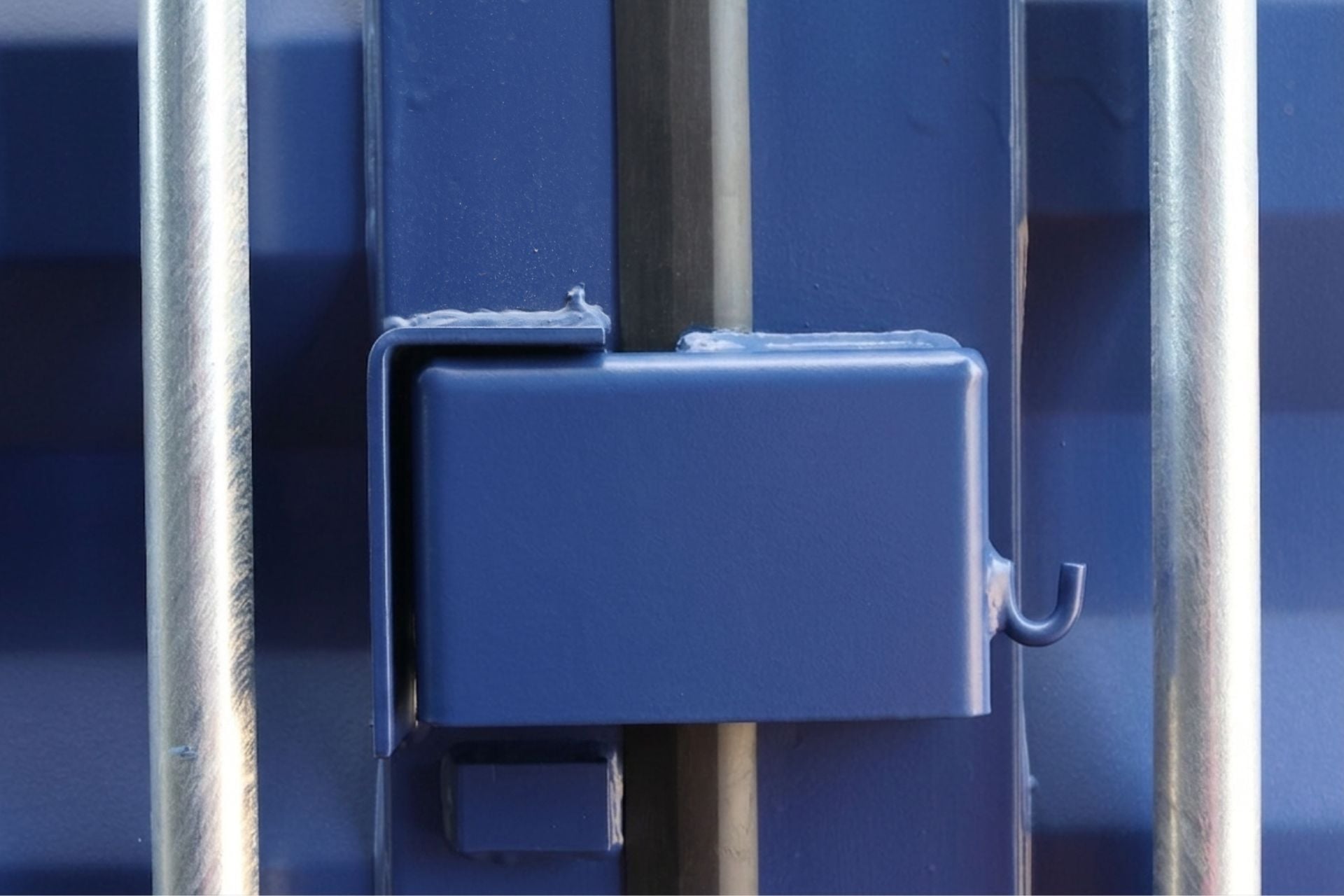 40ft Secure Storage Container RAL6007 New High Cube Lockbox Padlock Security Anti-Vandal